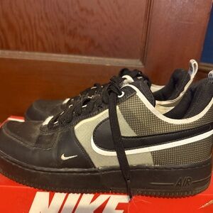 Men’s Nike sneakers